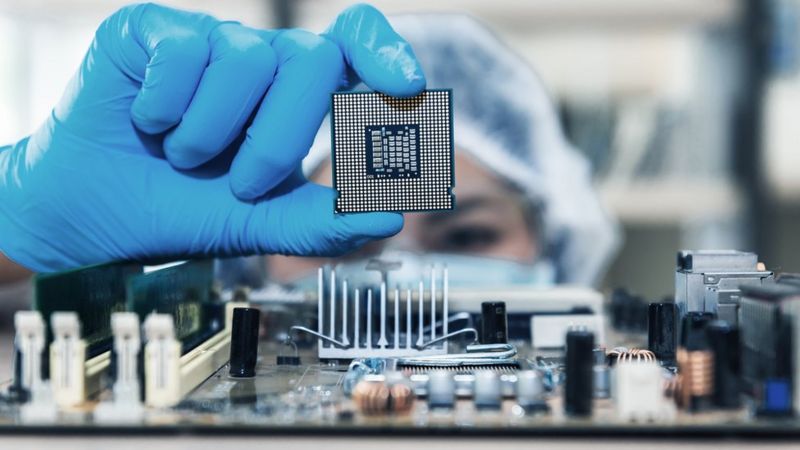 Escasez de microchips es mundial.